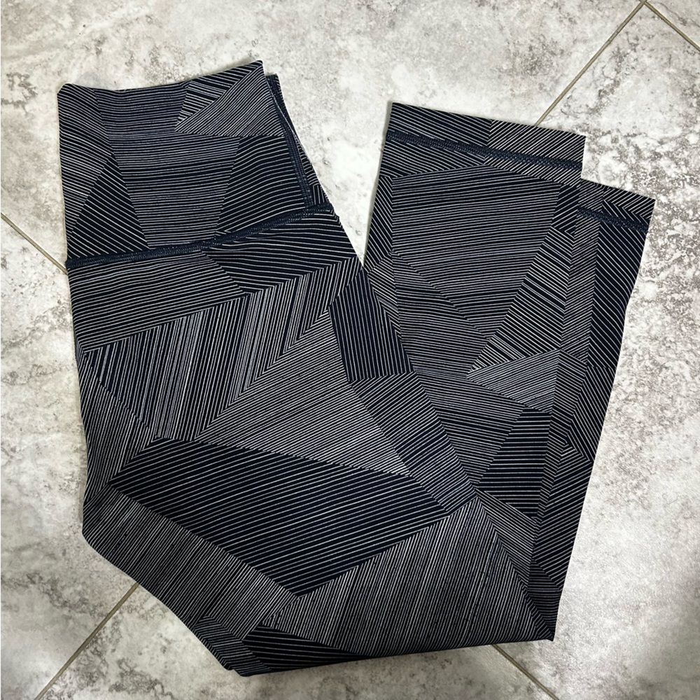 Lululemon Athletica Wunder Under Navy and White Striped Leggings